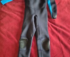 Decatlon kids wetsuit, size 14y