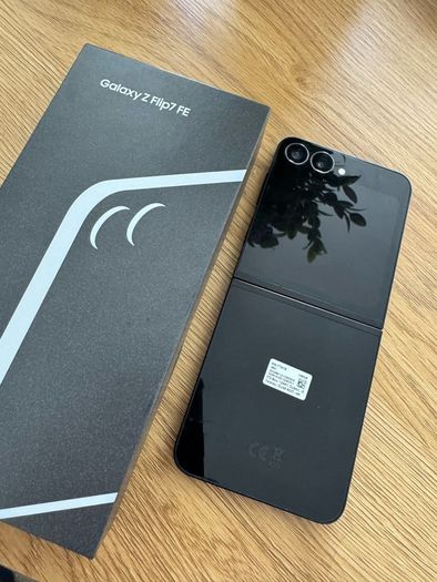 Samsung Z Flip 7 FE