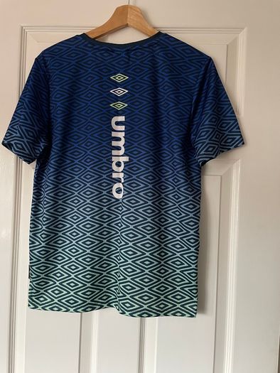 Umbro Geometric Print Top - Size 16 - Blue/Green Gradient