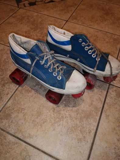 vintage roller skates