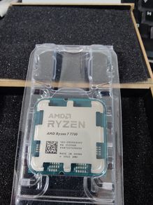 AMD Ryzen 7 7700 Desktop Processor (8-core/16-thread, 40MB cache, up to 5.3 GHz max boost)