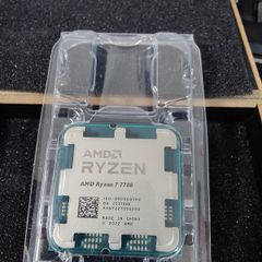 AMD Ryzen 7 7700 Desktop Processor (8-core/16-thread, 40MB cache, up to 5.3 GHz max boost)