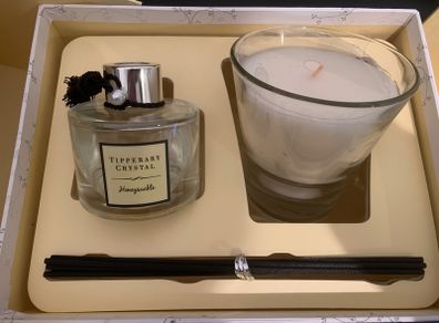 Tipperary Crystal scented candle and diffuser set. Honeysuckle
