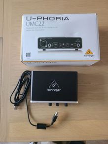 Behringer UMC22 USB Audio Interface