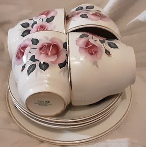 part set arklow Pottery ( ten pieces  )