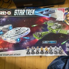 Kre-o Star Trek Klingon Starfleet Attack