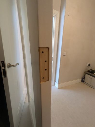 Bargain! Door: White Primed Carrick 1P With Frosted Glass