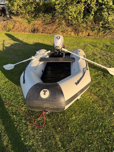 2.5m Boat tender with Mariner 3.5hp engine