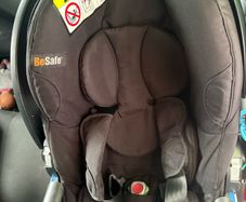 BeSafe Infant car seat and isofix base
