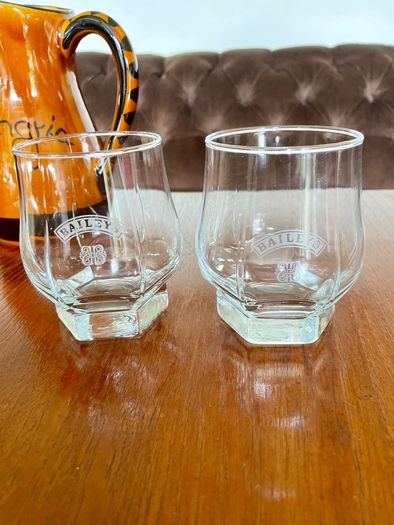 Pair Vintage Footed Hexagon Baileys Irish Cream Glassware