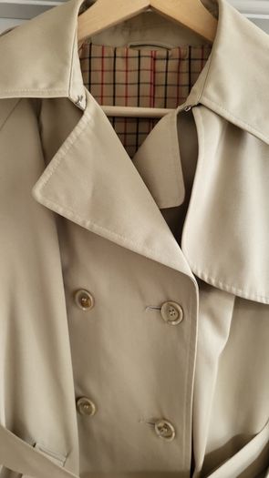 Vintage 1970's Dannimac trench coat Sz Fit 12 UK - See similar BURBERRY trench for 850 euro on Pre-Loved website
