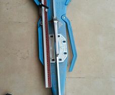 Sigma tiles cutter