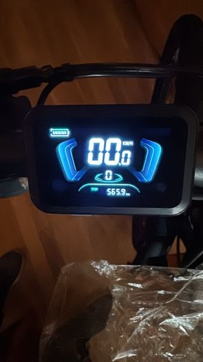 TREK 1000W Electric Bike