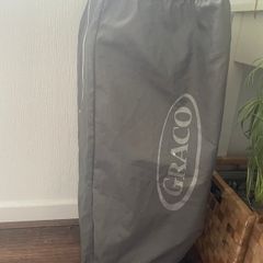 Travel cot