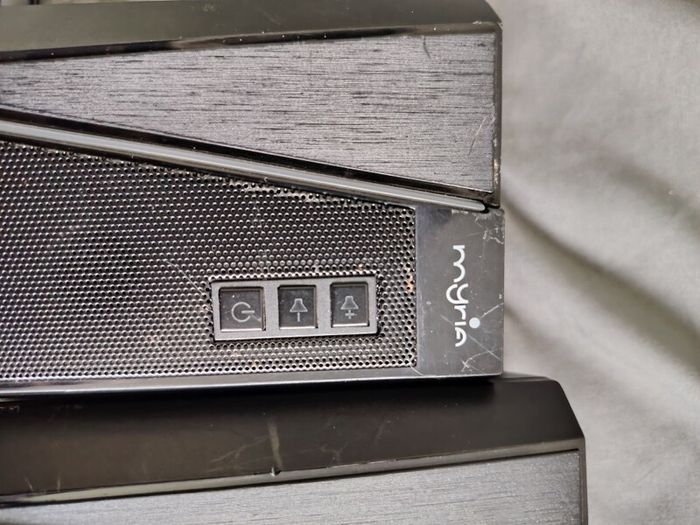 Myria Desk Speakers