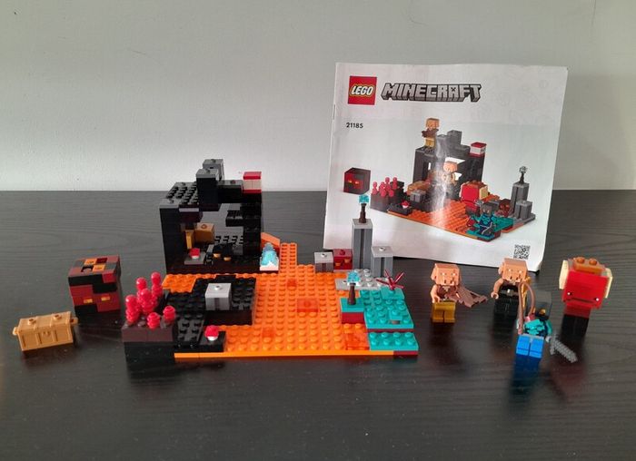 Lego - Minecraft The Nether Bastion 21185