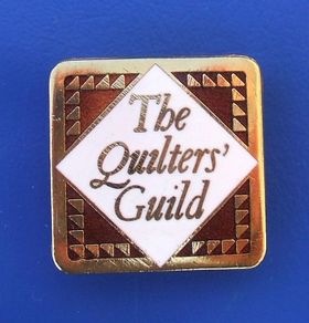 THE QUILTERS' GUILD - membership enamel badge (c.1979). Scarce.