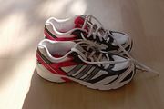 Sport shoes