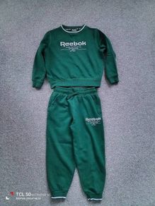 boys green tracksuit .age 5/6