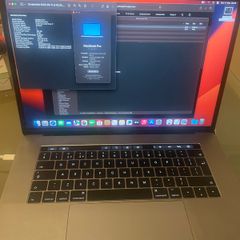 Apple MacBook Pro 15 inch 2017 | i7 | 16GB RAM | 512GB SSD