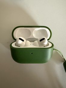AirPods Pro 1 Gen, very good condition