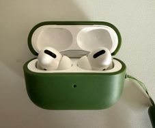 AirPods Pro 1 Gen, very good condition