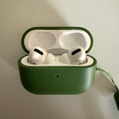 AirPods Pro 1 Gen, very good condition