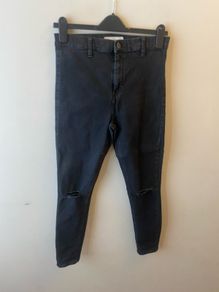 Topshop ripped jeans (W30)