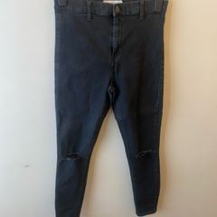 Topshop ripped jeans (W30)
