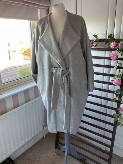 coat Paisie grey coat with tie belt oversized size 10