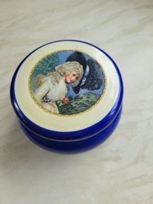 vintage trinket pot