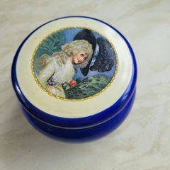 vintage trinket pot