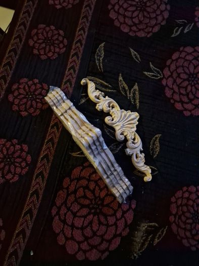 16 New Wood mouldings