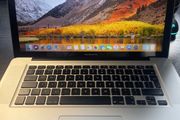 Apple MacBook Pro Early 2011 15-inch, Quad Core i7  500GB HDD MS OFFICE