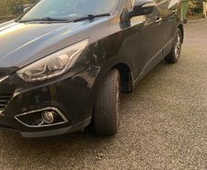 Hyundai ix33 CRDI car