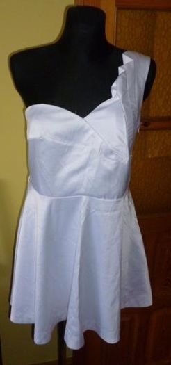 one arm dress size M and L