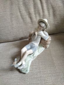 Genuine lladro Not Nao 4730 Boy With Bird