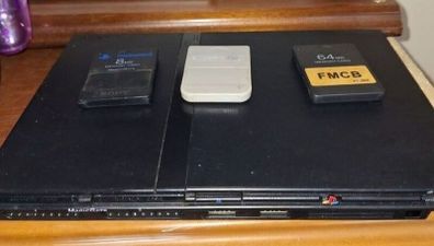 Playstation 2 With Free MC Boot Hack Card