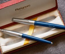 Never Used Vintage Platignum Deluxe 14K Gold Nib Fountain Pen + Ballpoint Set from '70s. Made in England.
