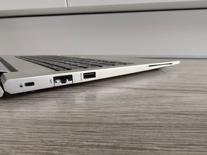 HP Elitebook 650 G9 | i5 (12th gen)| 16GB | 512GB | 15.6" FHD | Win11