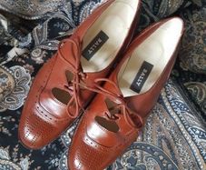 BALLY Oxford Brogue Brown Leather Loafers