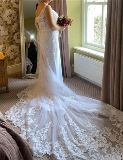 Essence of Australia Wedding Dress