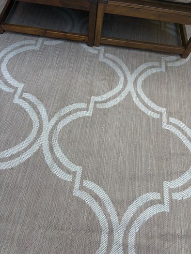 Ex display XXL 320 x 240cm indoor/outdoor rug in oatmeal