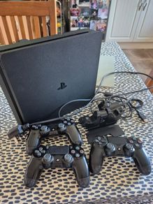 PS4 1TB Slim, Controllers and 13 Games