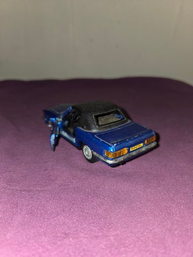 MC Toy Mercedes Benz 500SL 1/39 Diecast
