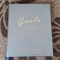 Goals Journal "Every day do something that will inch you closer to a better tomorrow"