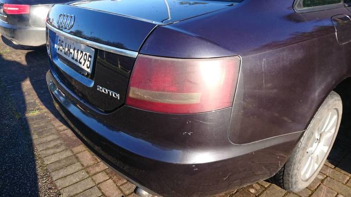Audi a6 c6 window switches, window regulators, cruise control, wiper motor linkage parts breaking diesel petrol.