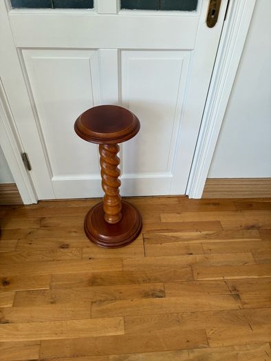 Wooden Plant/Ornament Stand.