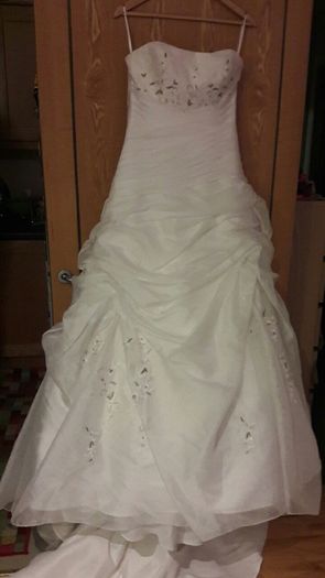 Wedding dress