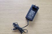 Original Makita 15v 2.5 amp power supply adapter charger for fan